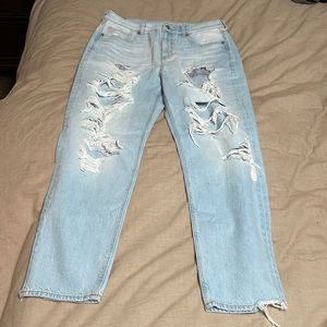 American eagle mom jeans